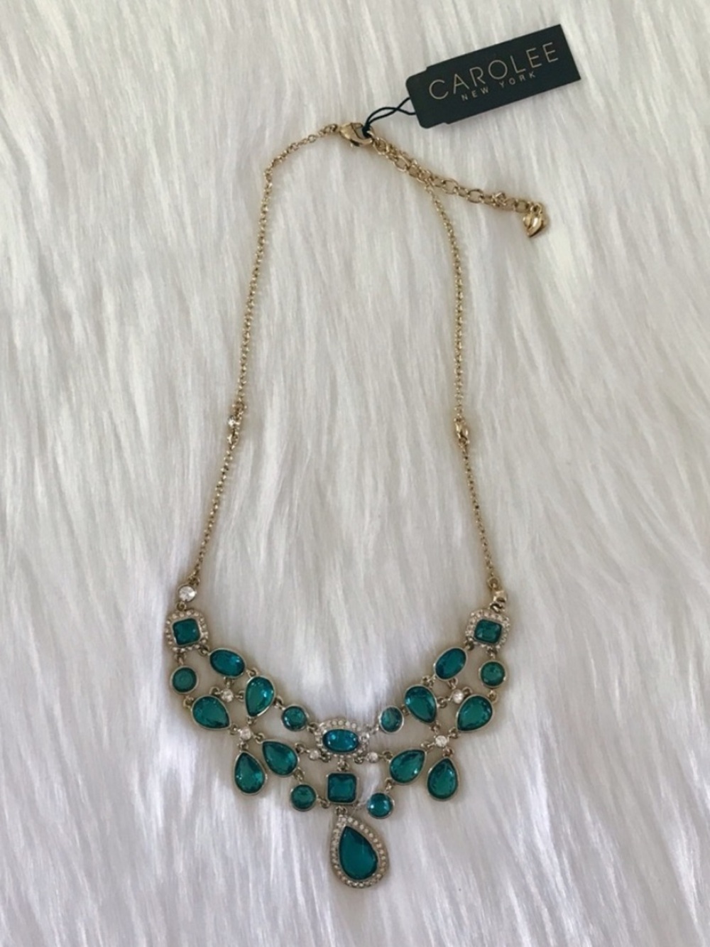CAROLEE Gemstone Crystal Statement Necklace Gold - Picture 4 of 11